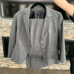 Banana republic womens suit